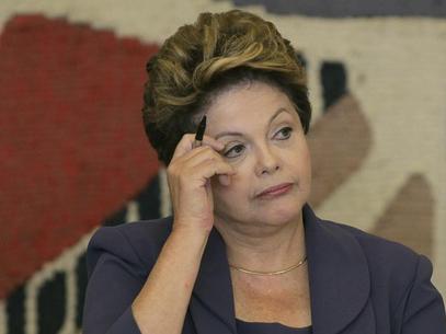 Dilma adia visita de Estado aos EUA após denúncias de espionagem
