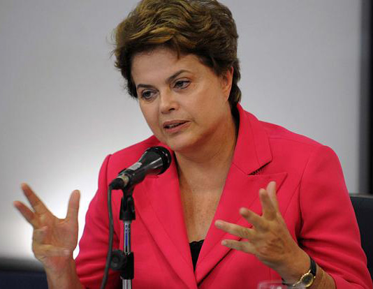 Uma 'via sacra', diz Dilma